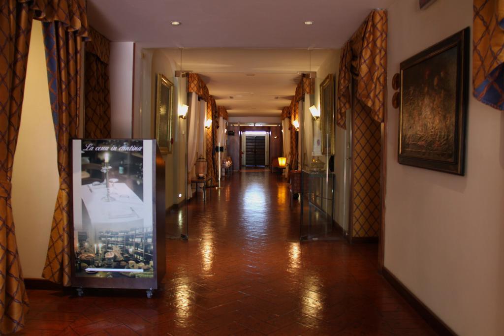 Hotel Monte Del Re Dozza Exterior foto
